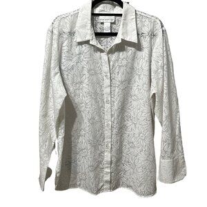 Susan Graver Style sz L textured white floral long sleeve button front shirt